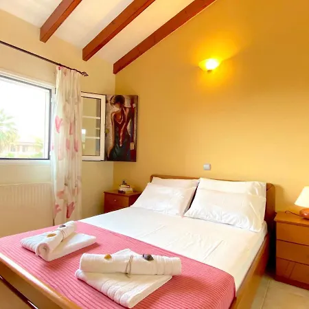 Daire Asteraki Poolside By Dadovillas Acharavi (Corfu)