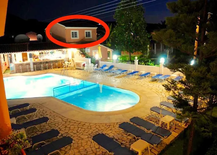 Asteraki Poolside By Dadovillas Appartamento *