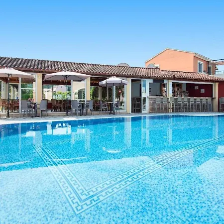 公寓 Asteraki Poolside By Dadovillas *